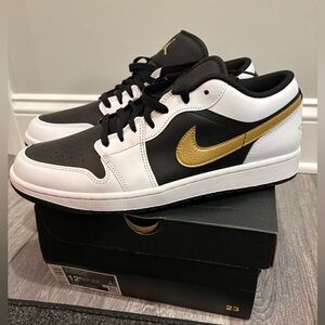 Air Jordan 1 Low "Gold Swoosh"